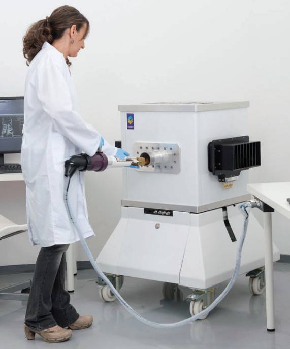 临床前研究用小动物磁共振成像系统