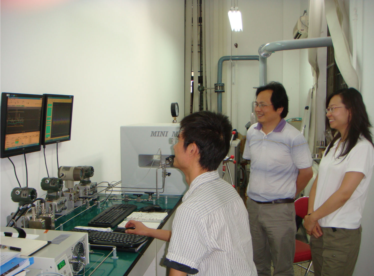 研发创新：杨培强与纽迈分析的科研旅程